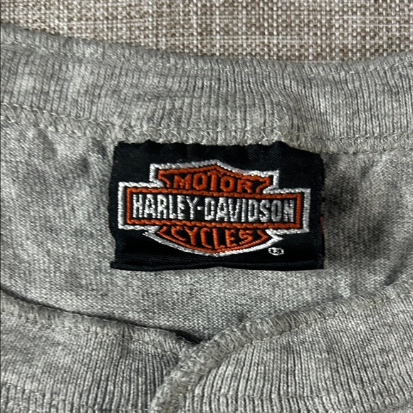 Harley-Davidson  Gray Henley Tee - Picture 4 of 7
